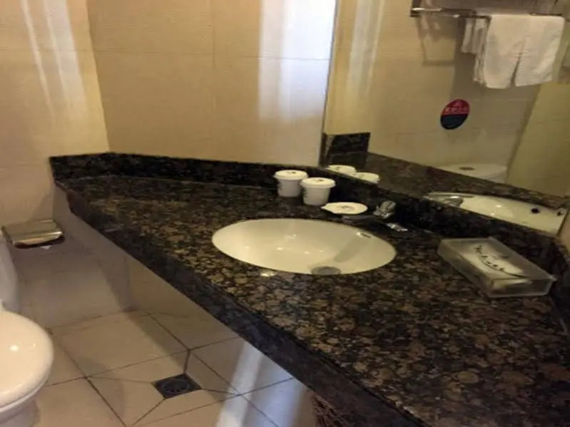 Green Tree Inn Jiangyin Middle Binjiang Road