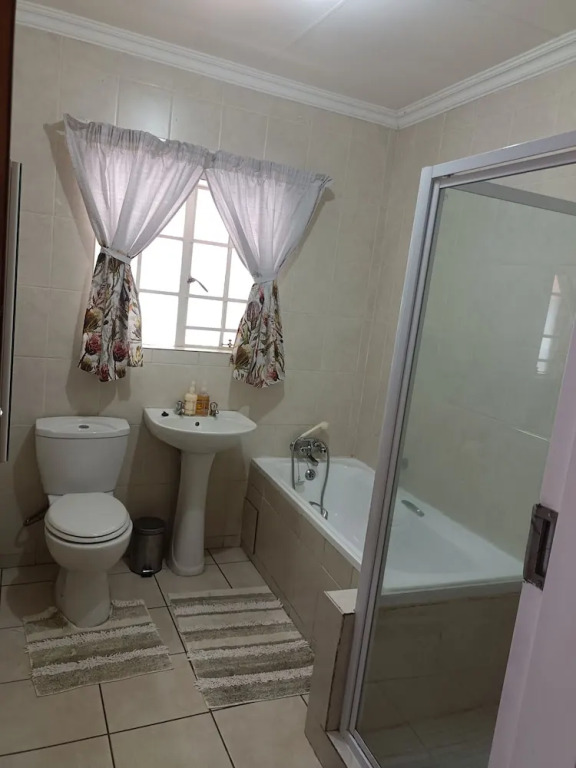 Charming Randburg Accommodation Near the Olivedale Clinic