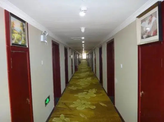 ruilong Hotel