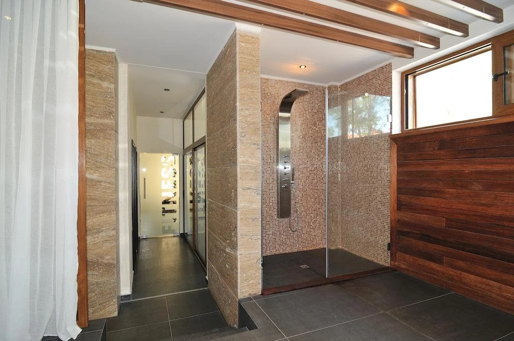 Harmony Suites 1
