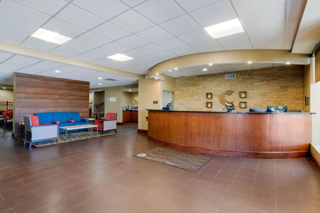Comfort Inn & Suites Macon West