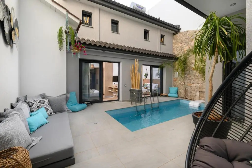 Versa Villas