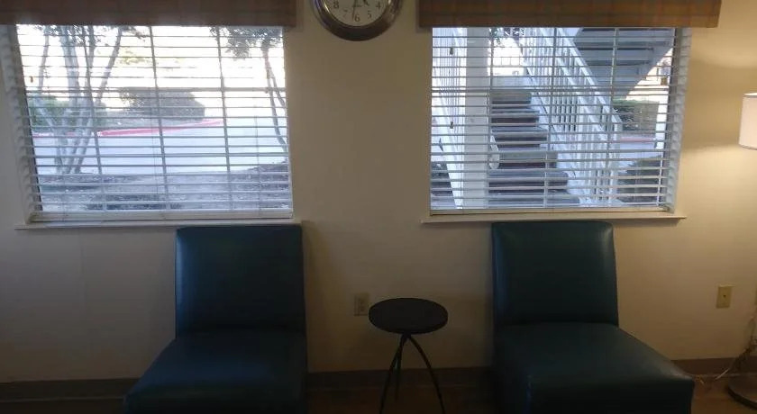 Intown Suites Extended Stay Dallas TX - Garland