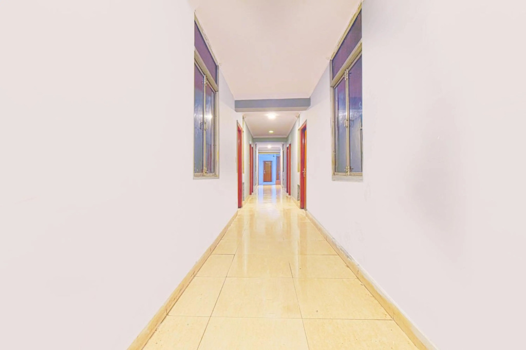 OYO 70349 Hotel Shan