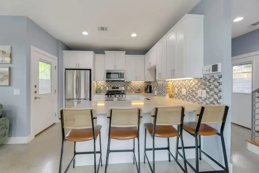 6 Mi to Dtwn: Austin Escape w/ Private Yard