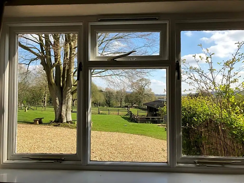 Whiteshoots Cottage