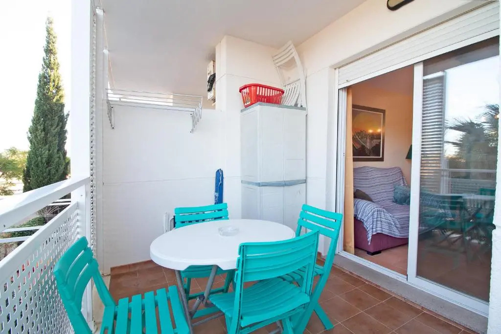 Global Properties, Apartamento en Marjal de Corinto con Piscina