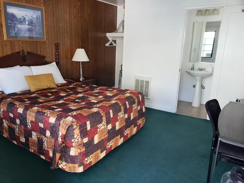 Mother Lode Lodge