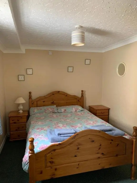 Kirks Cottage
