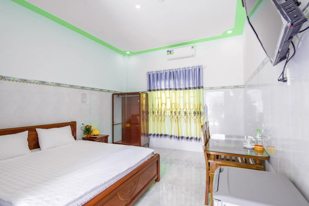 Hotel Nguyên Toàn