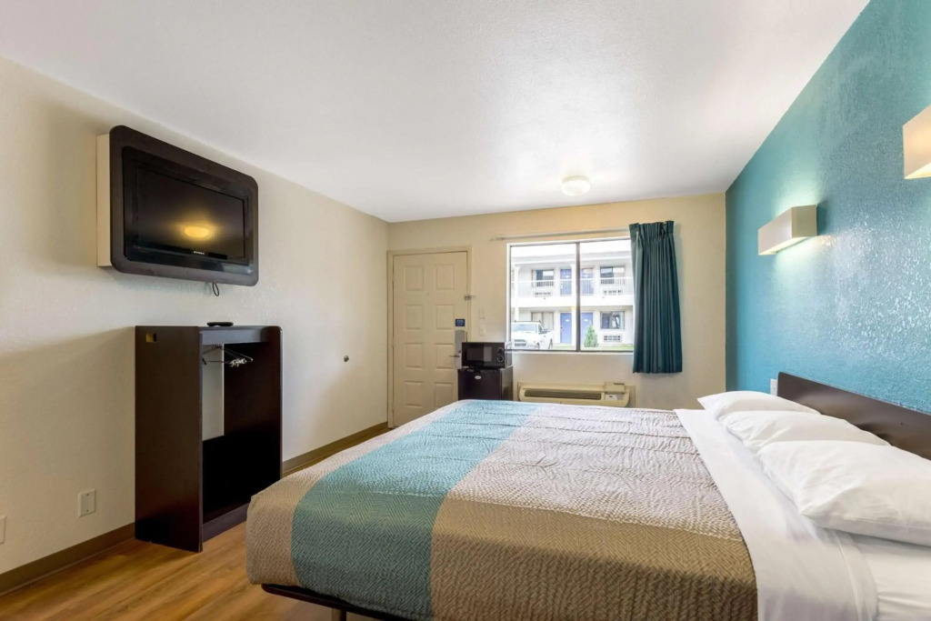 Motel 6-Bryan, TX - College Station