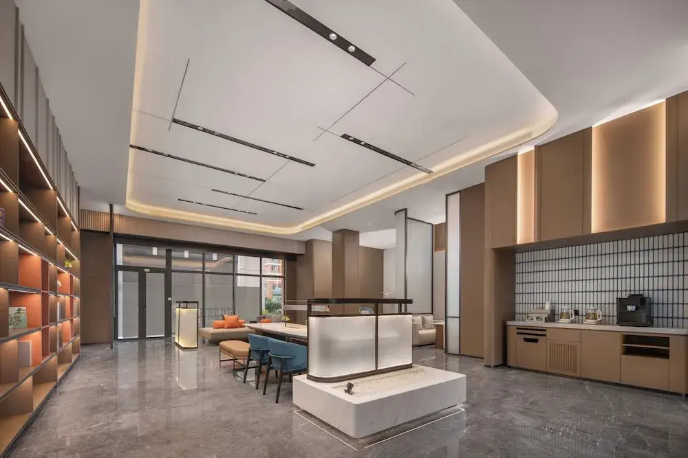 Holiday Inn Express Qingdao City Balcony by IHG