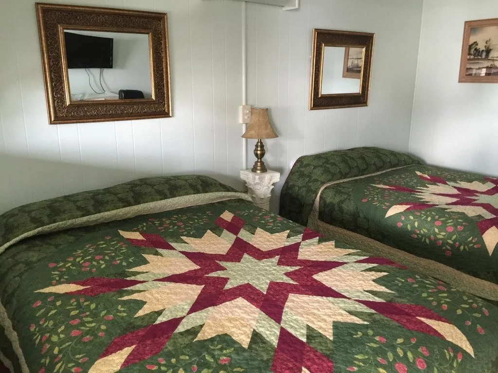 Crosswinds Motel