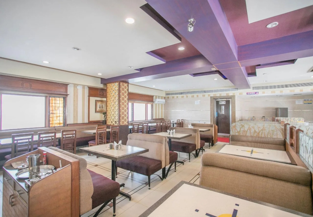 OYO 579 Hotel AAB