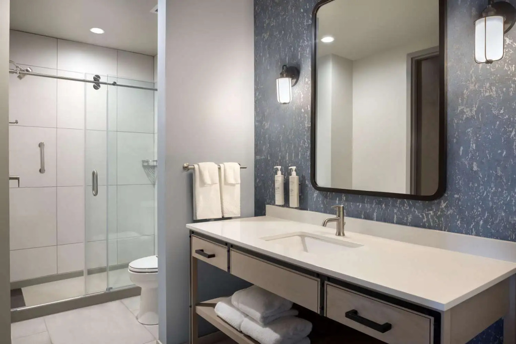 Embassy Suites By Hilton Bowling Green