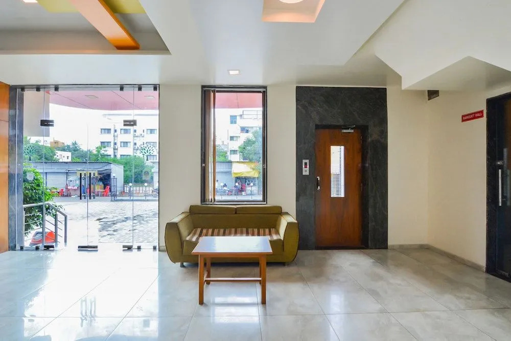 OYO 18493 Hotel Sai Sparsh