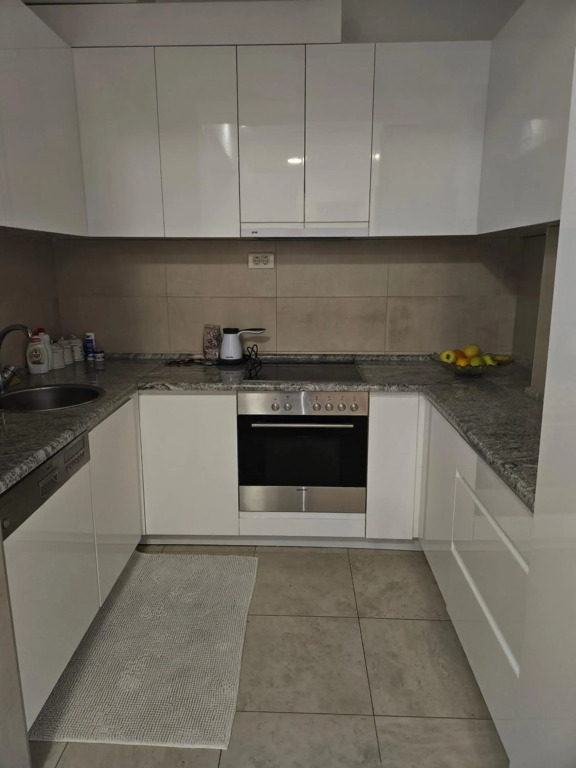 Apartment S&M