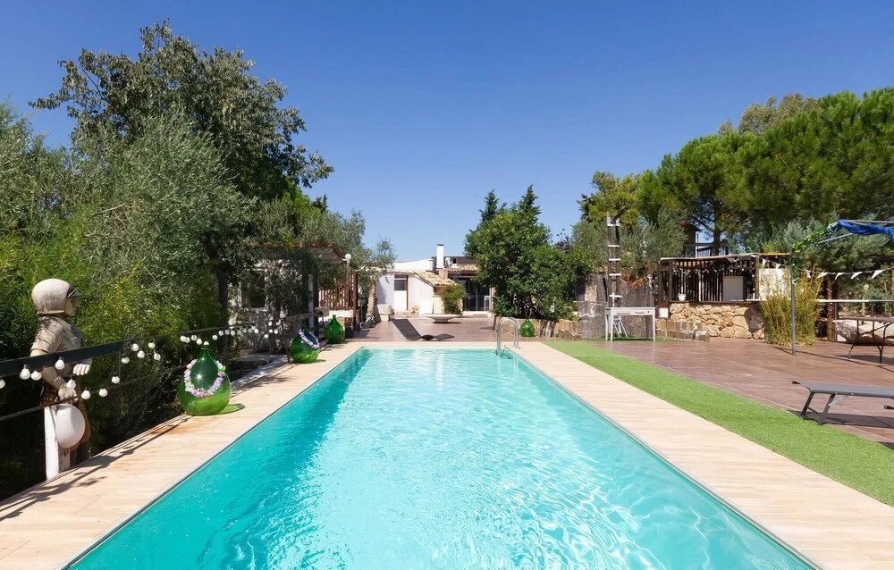 Gorgeous Home In Acquaviva Delle Fonti