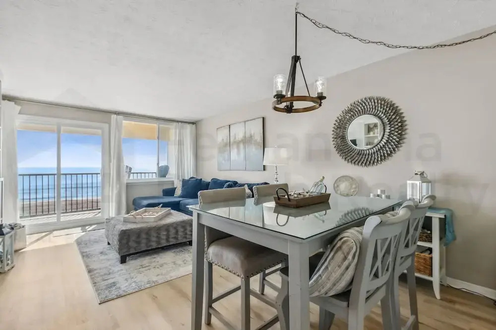 301 Coral Sands