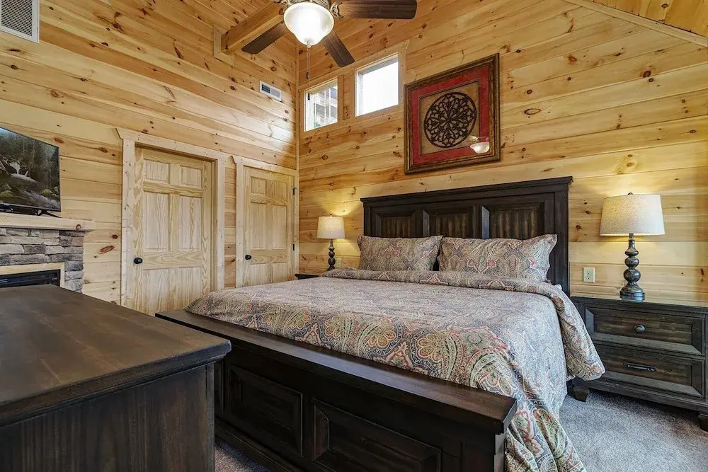 Panoramic Perfection - 5 Bedrooms, 5.5 Baths, Sleeps 14 5 Cabin by RedAwning
