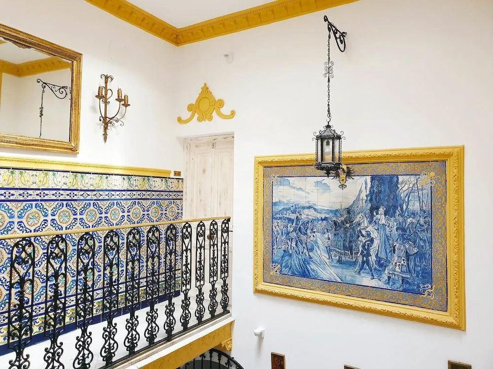 Palace House Hércules Apartments