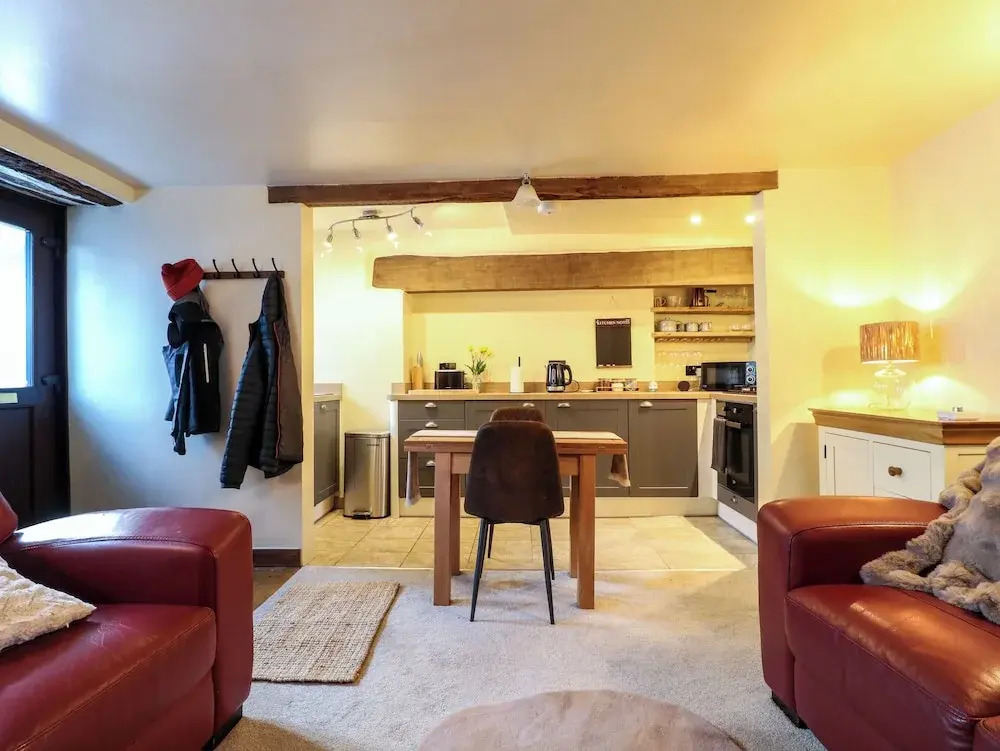 Peak Cottage