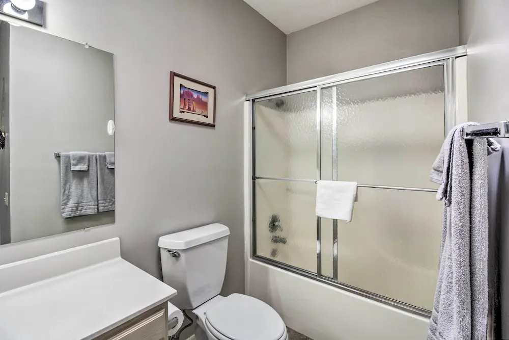 Tranquil Green Valley Townhome w/ Mtn Views!