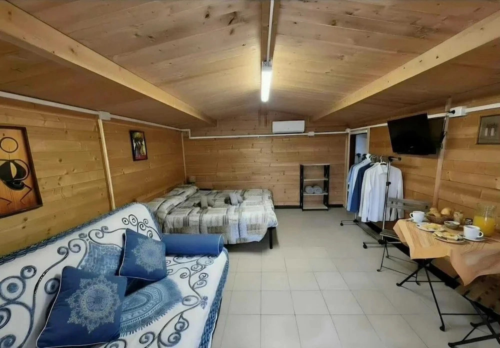 Feudo Mallav B&B Noto - Roulotte