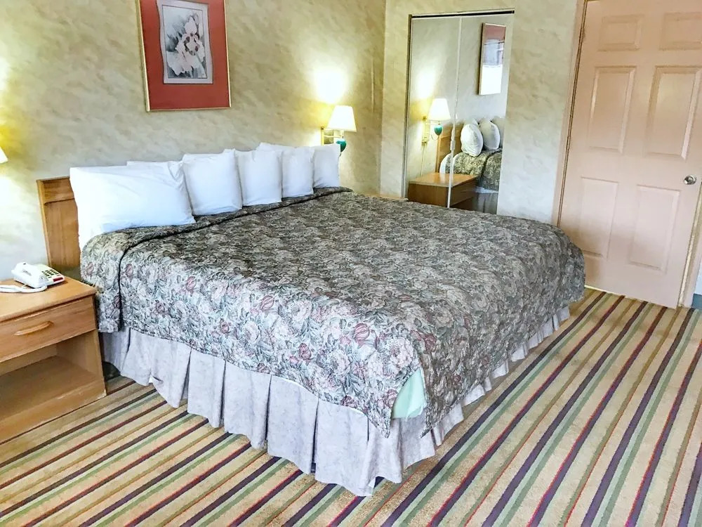 Travel Inn - Athens