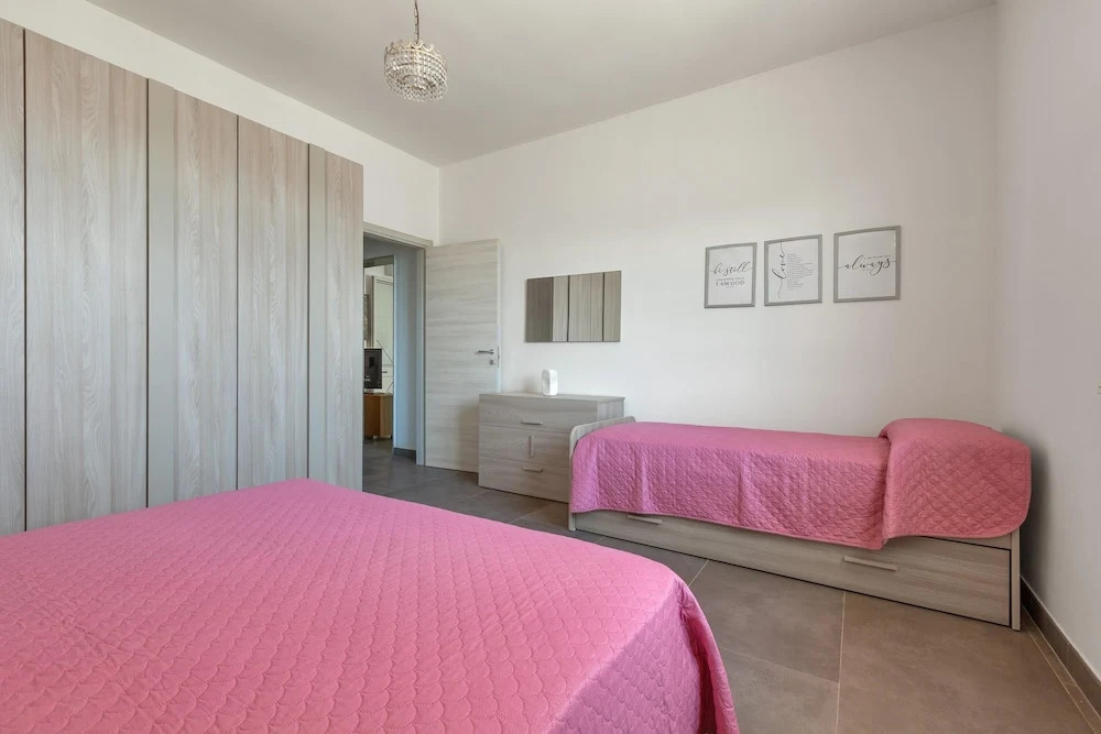 3828 Villa Le Maree by Barbarhouse