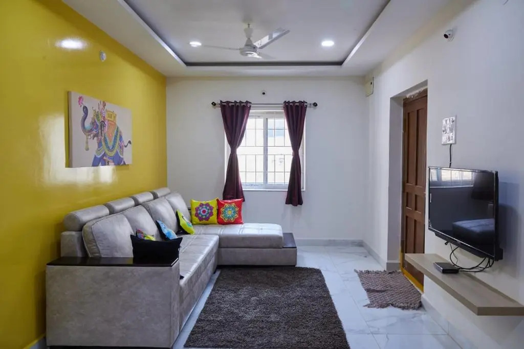 Chill place : 3 BHK with AC bedrooms and functional kitchen