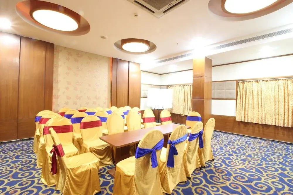 Hotel Trishul Grand