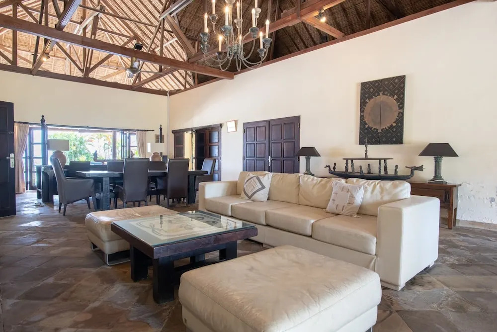 Villa Lotus