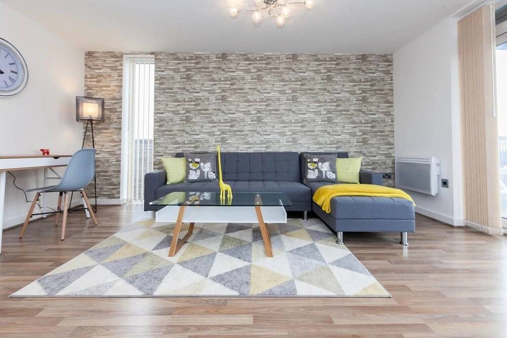 Amazing 2BR Manchester Apartment
