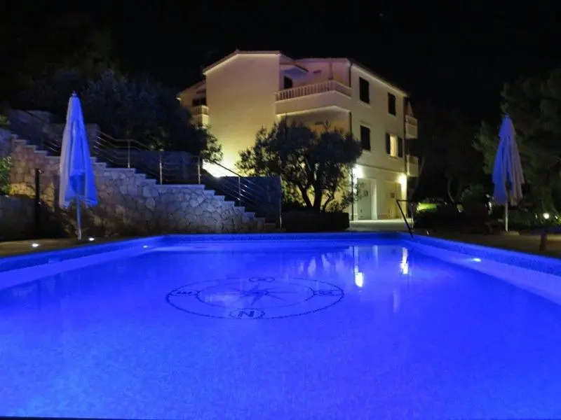 Apartments Tomas