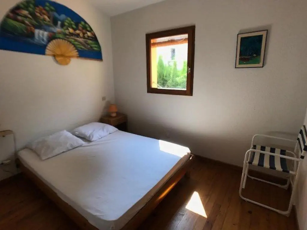 Charmante Villa T3 avec Terrasse, Parking et Proximité Plage - Idéale Familles, 5 Couchages - FR-1-81-472