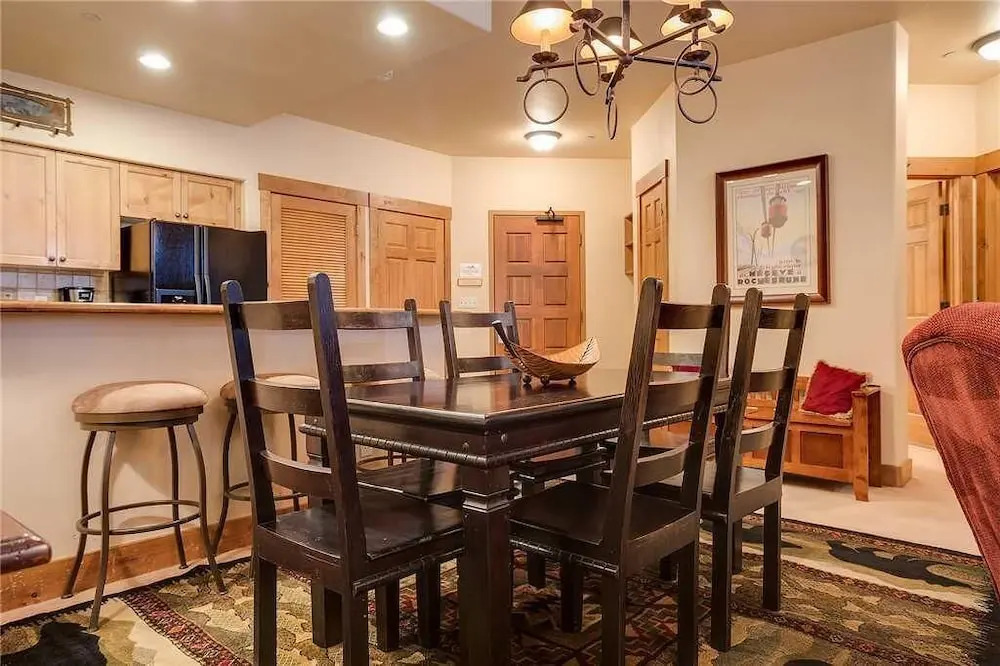 Tl2202 Beautiful Mountain Home Winter Specials!