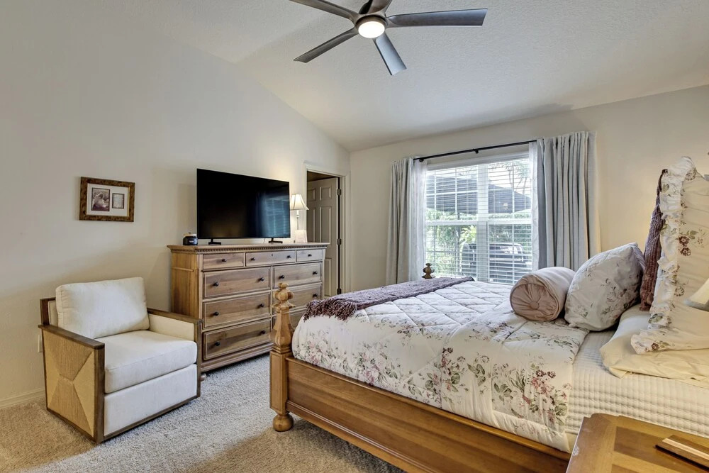 Swim, Golf & Unwind: Home 5 Mi to Lake Sumter!