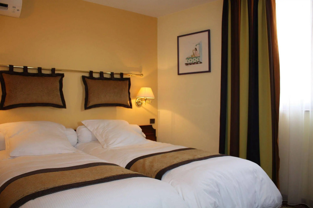 Logis Hotel Restaurant A LEtoile