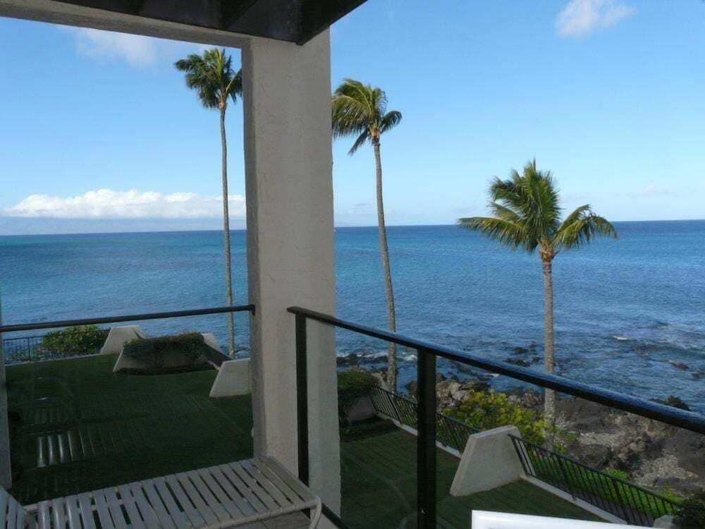 Napili Point Oceanfront Family Loft - Unit C4 1 Bedroom Condo