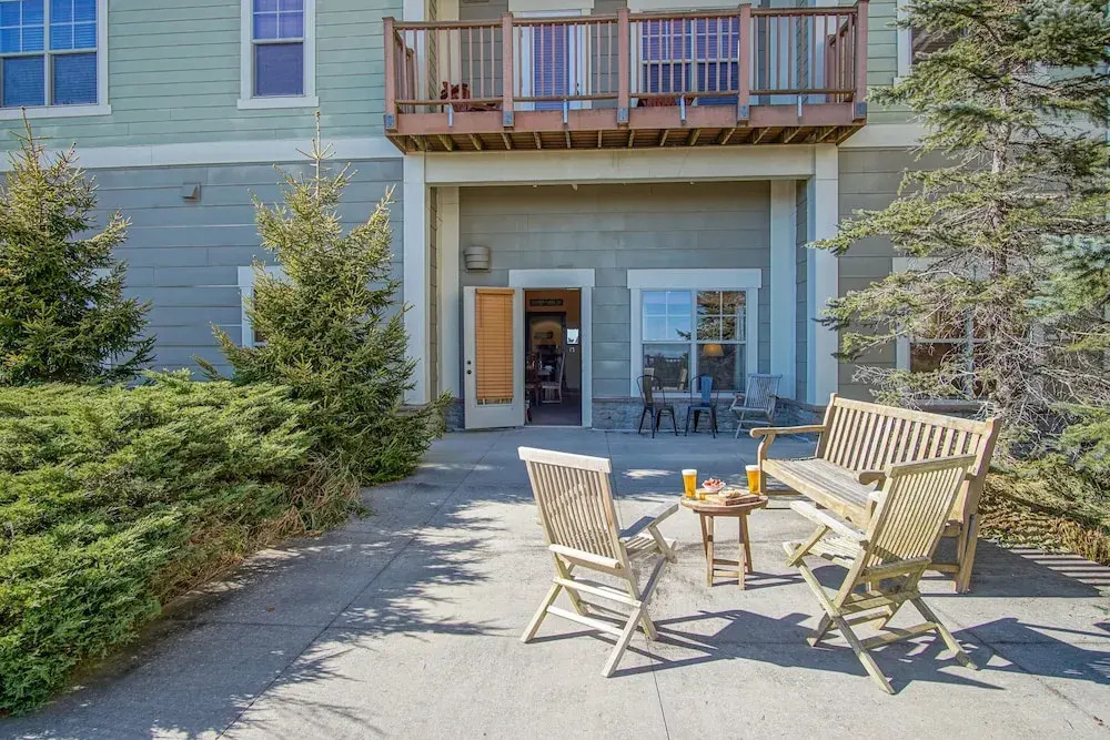 Soaring Eagle #110: 2 Bedrooms, 2 Full Baths: Slope Side
