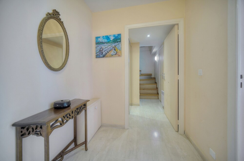 Ref 349416 in Cannes