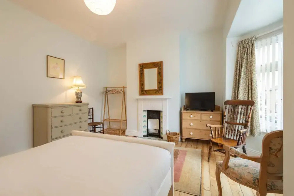 Host Stay Heather House