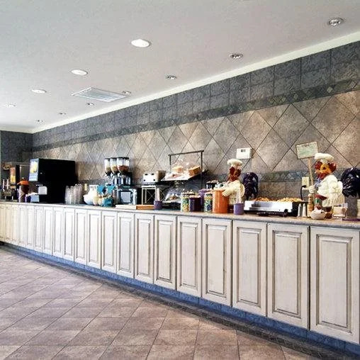 River Terrace Inn