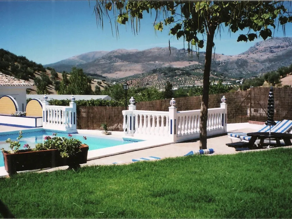Rustic House With Swimming Pool, Beautifully Situated in Priego de Còrdoba