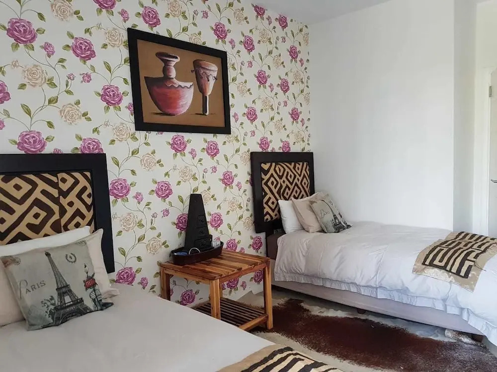 Azuri Apartment Beach and Pool