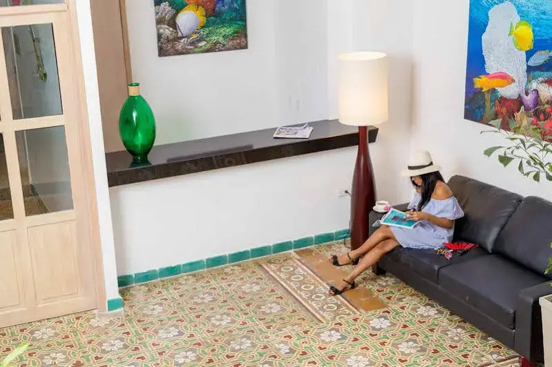 Balcones de Alhelí B&B