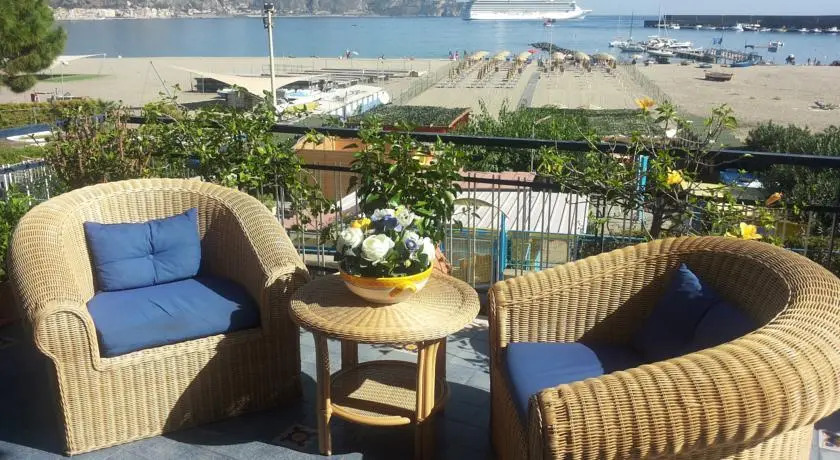 Terrazza sul Mare