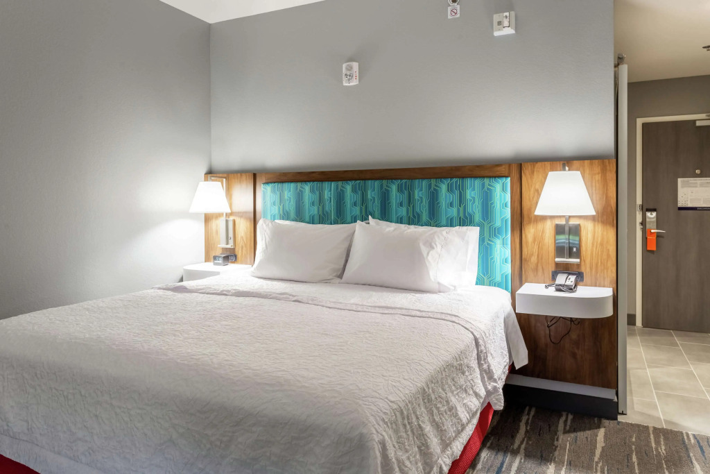 Hampton Inn Madison, OH
