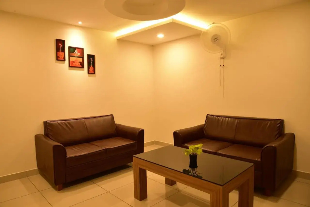 WHITE SUITE HOTEL